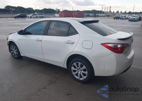 2016 Toyota Corolla Le z USA, uszkodzony, nr VIN 5YFBURHE1GP552818